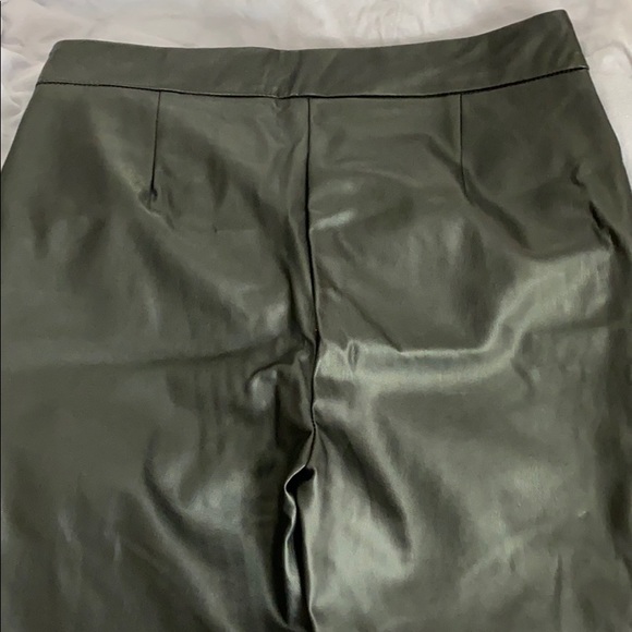 Imitation Leather Ann Taylor Pants - Picture 5 of 5